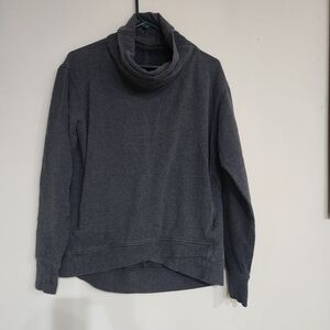 Women's Gray Turtleneck Top